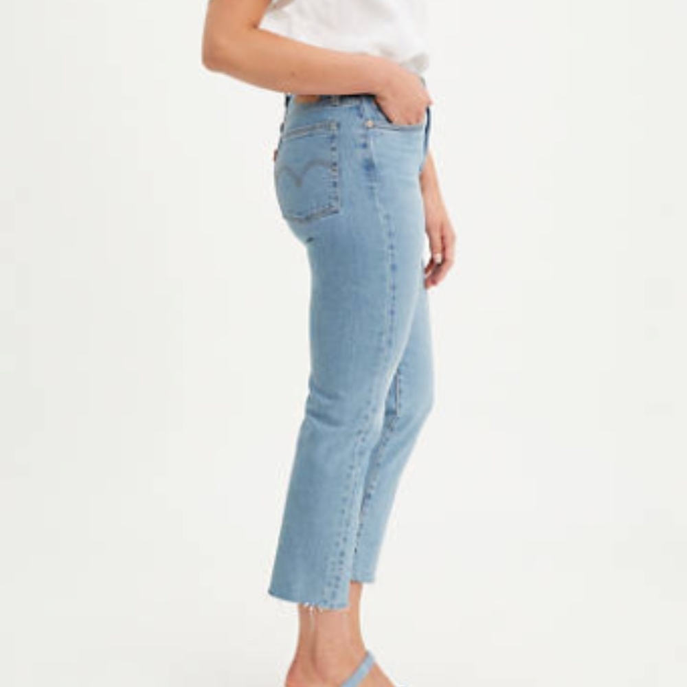 Levi Wedgie Straight Jeans - Picture 3 of 4